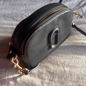 Marc Jacobs Black Crossbody Bag (no dust bag )